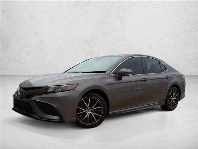 2022 Toyota Camry SE FWD