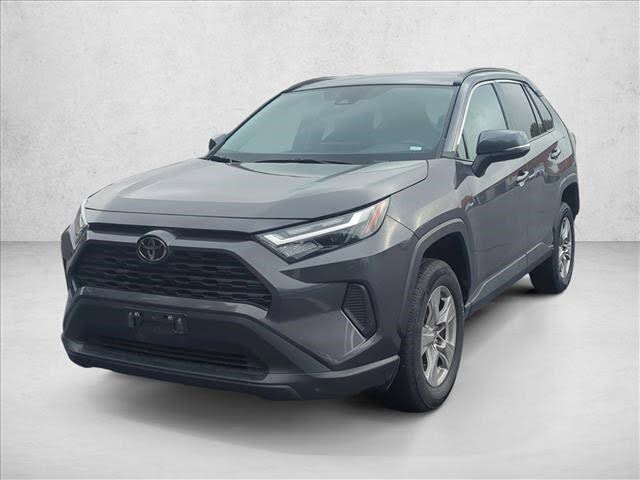 2024 Toyota RAV4 XLE FWD