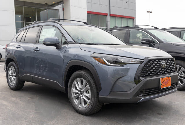 2026 Toyota Corolla Cross LE FWD