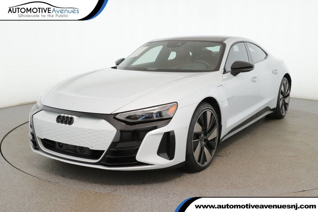 2024 Audi e-tron GT quattro Prestige AWD