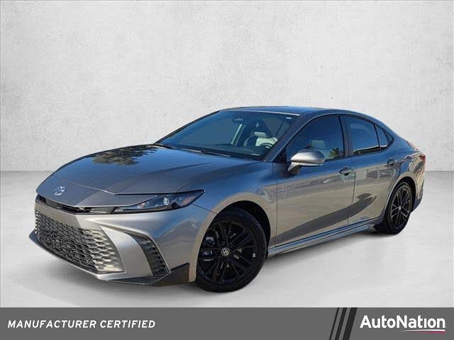 2025 Toyota Camry SE AWD