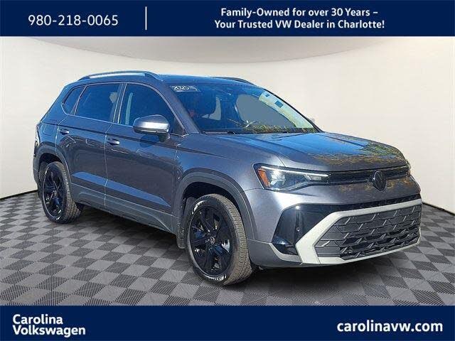 2025 Volkswagen Taos SE FWD