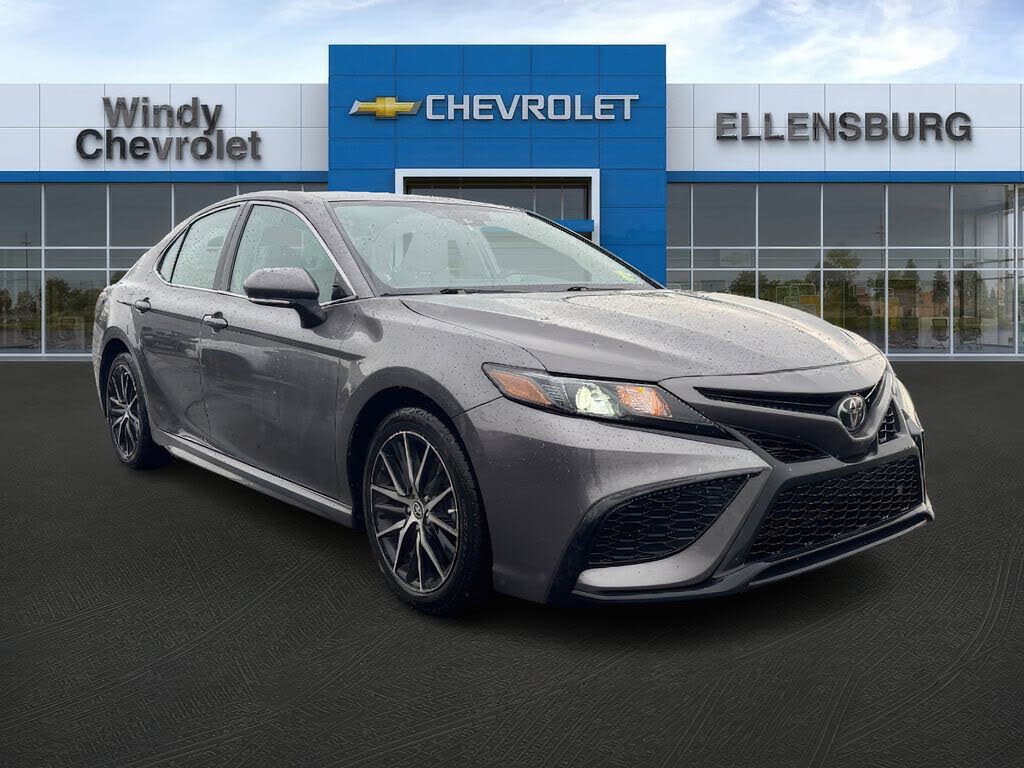 2023 Toyota Camry SE FWD