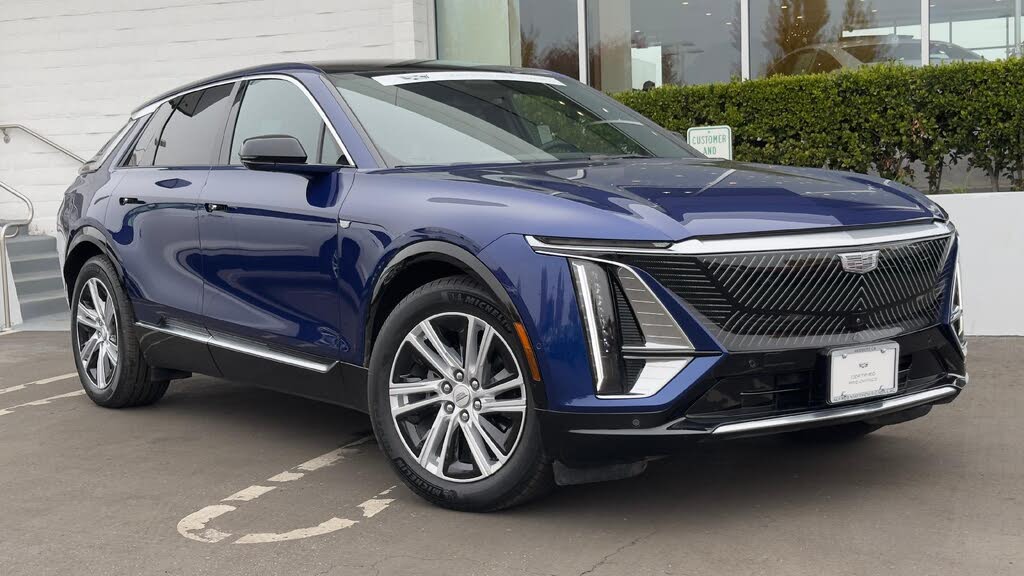 2024 Cadillac LYRIQ Tech AWD