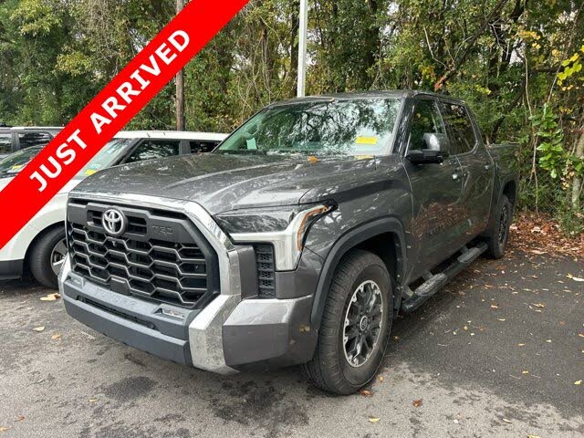 2022 Toyota Tundra SR5 CrewMax Cab RWD