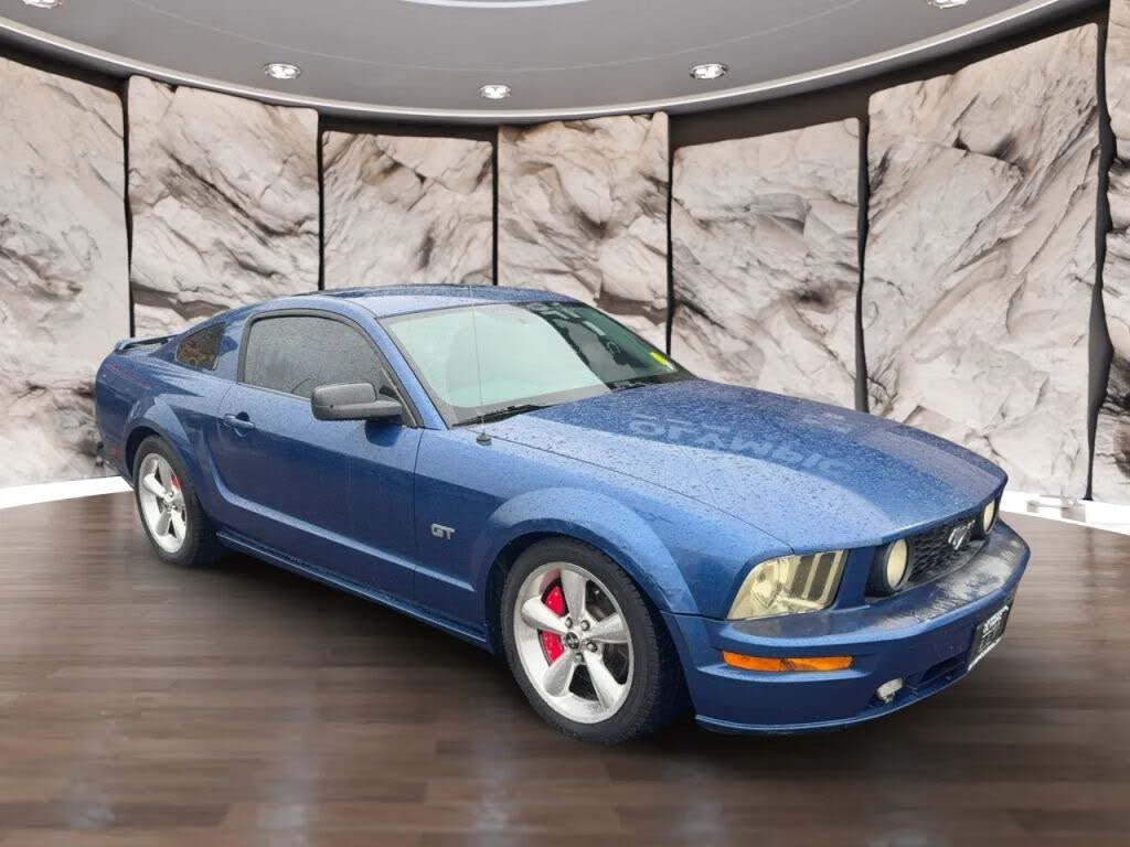 2008 Ford Mustang GT Deluxe Coupe RWD