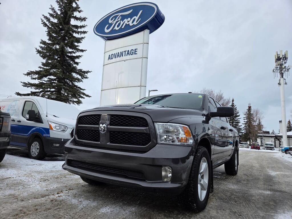 2023 RAM 1500 Classic Tradesman Crew Cab 4WD
