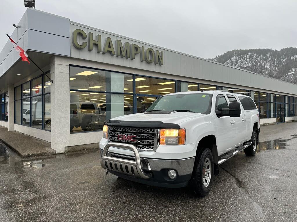 2011 GMC Sierra 3500HD SLT Crew Cab LB 4WD