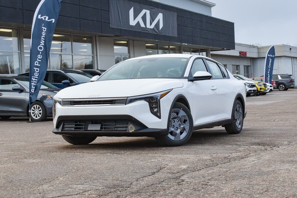 2025 Kia K4 LX FWD