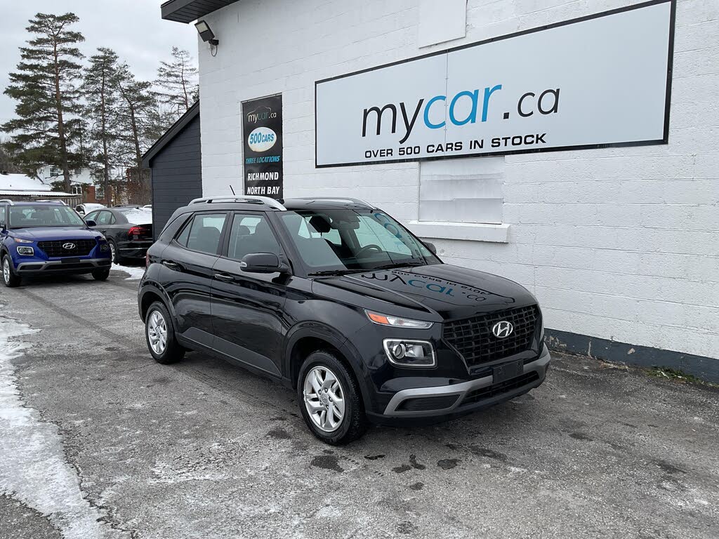 2023 Hyundai Venue Preferred FWD