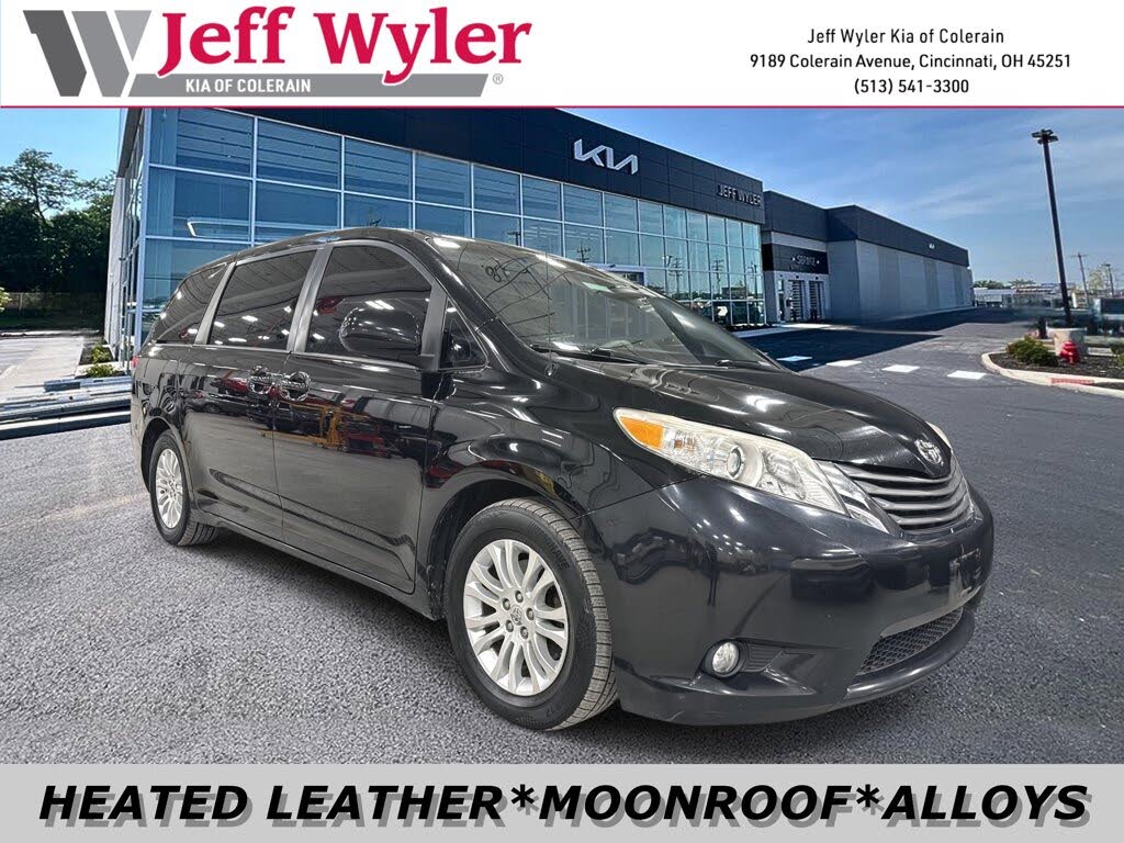 2013 Toyota Sienna XLE 7-Passenger