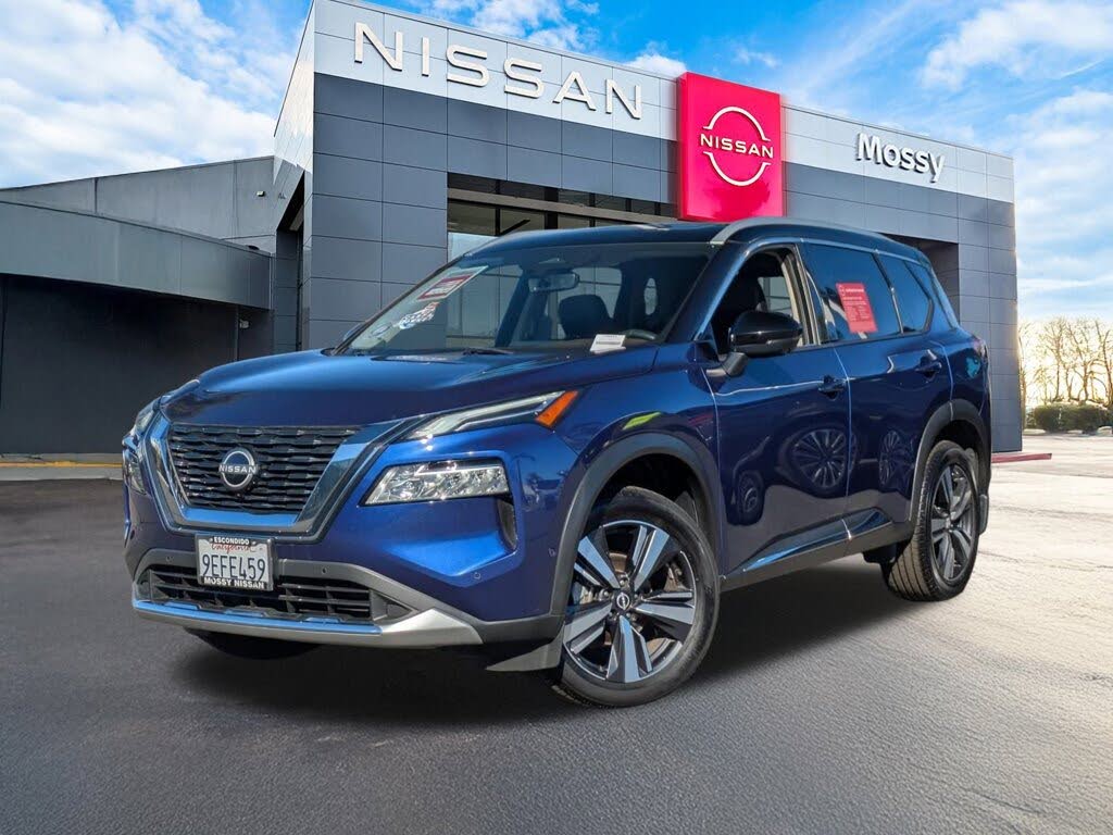 2023 Nissan Rogue Platinum FWD