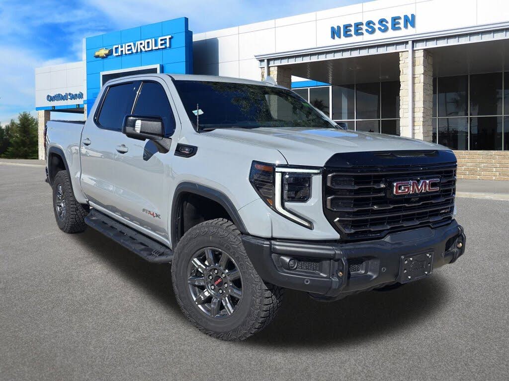2024 GMC Sierra 1500 AT4X Crew Cab 4WD