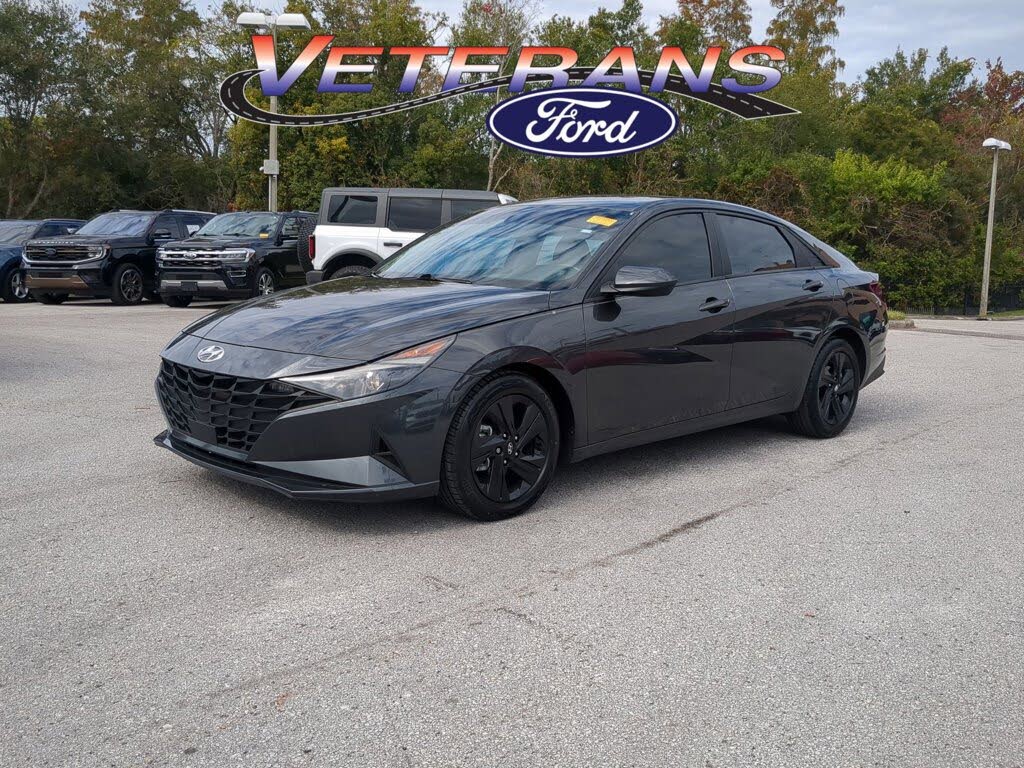 2021 Hyundai Elantra SEL FWD