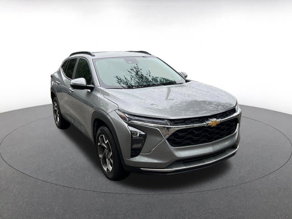 2025 Chevrolet Trax LT FWD