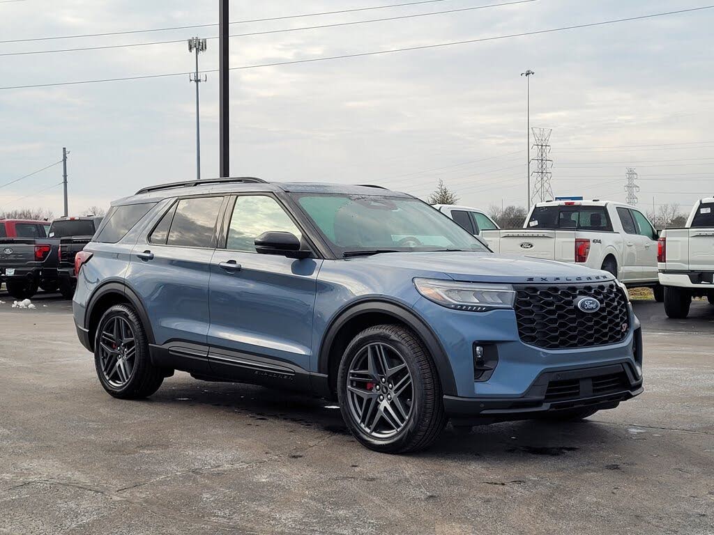2025 Ford Explorer ST AWD