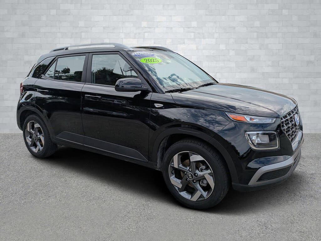 2025 Hyundai Venue SEL FWD