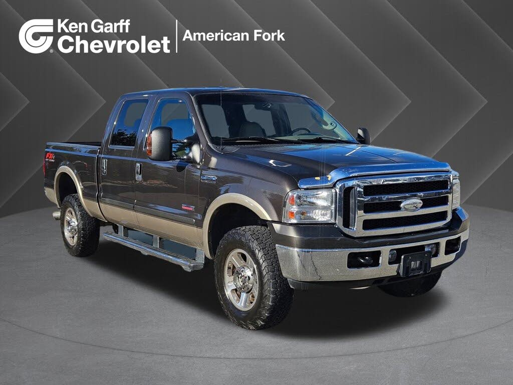 2006 Ford F-350 Super Duty Lariat Crew Cab SB 4WD