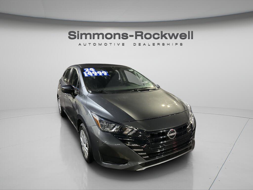 2024 Nissan Versa S FWD