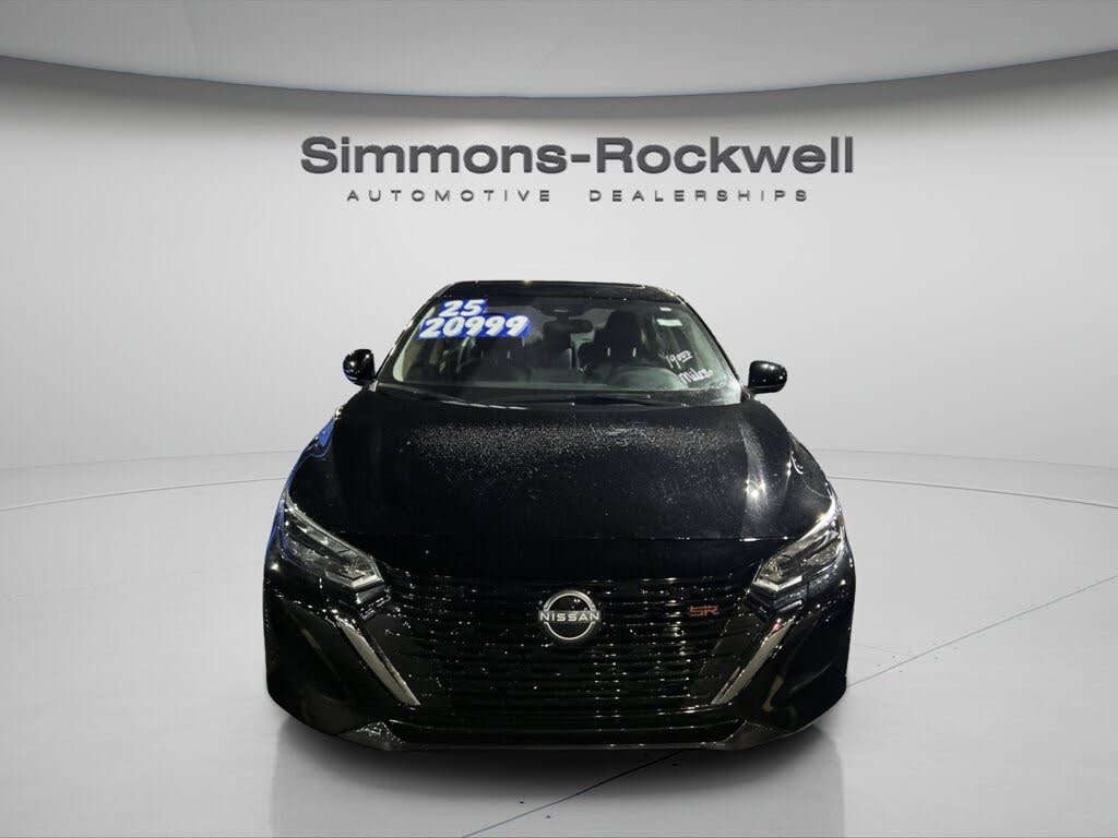 2025 Nissan Sentra SR FWD