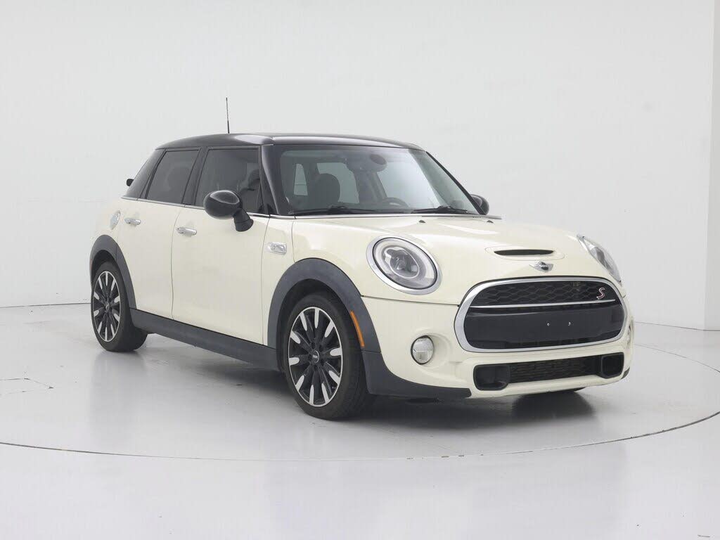 2017 MINI Cooper S 4-Door Hatchback FWD