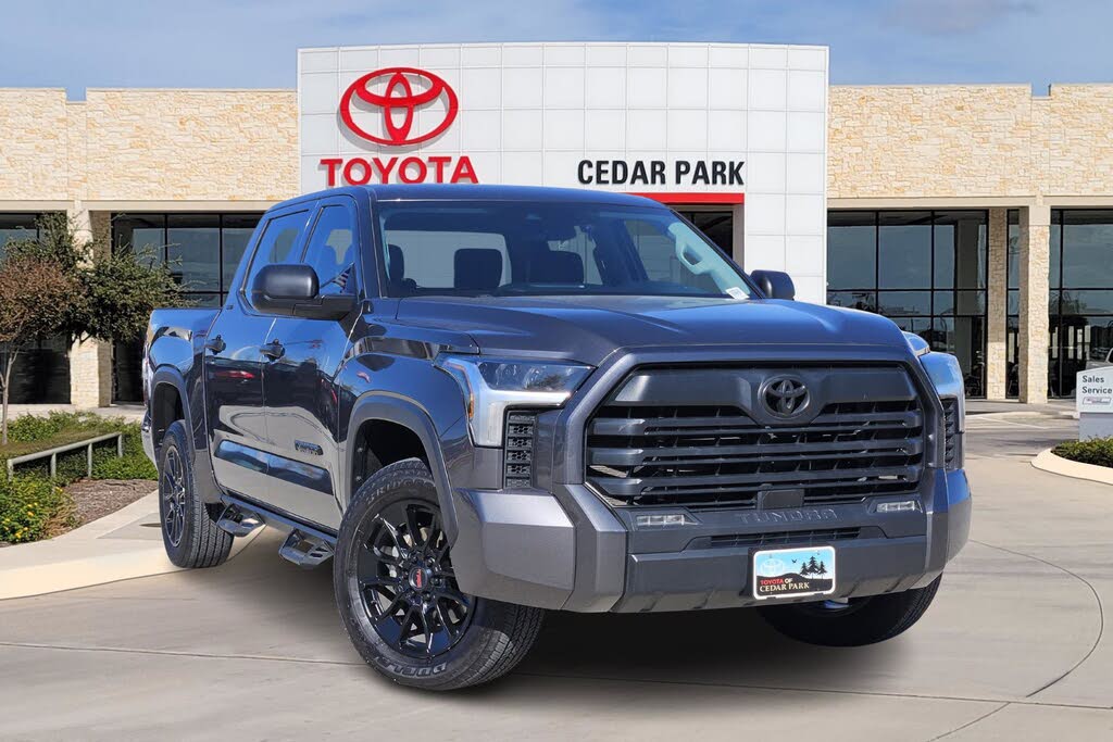 2023 Toyota Tundra SR5 CrewMax Cab 4WD