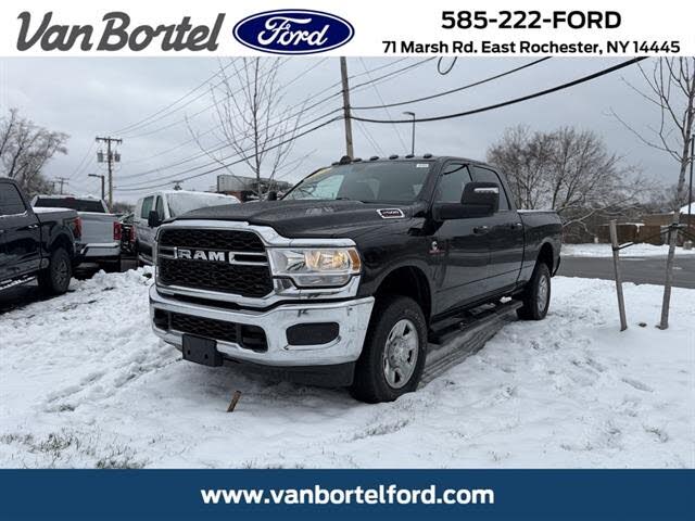 2024 RAM 2500 Tradesman Crew Cab 4WD