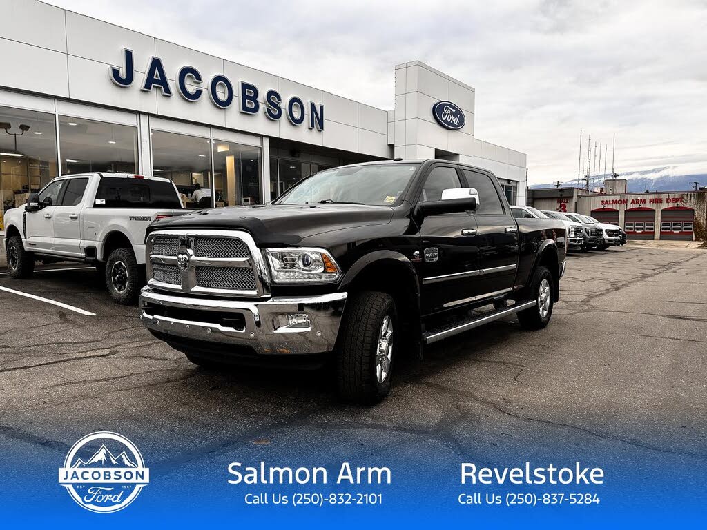 2017 RAM 3500 Laramie Longhorn Crew Cab 4WD