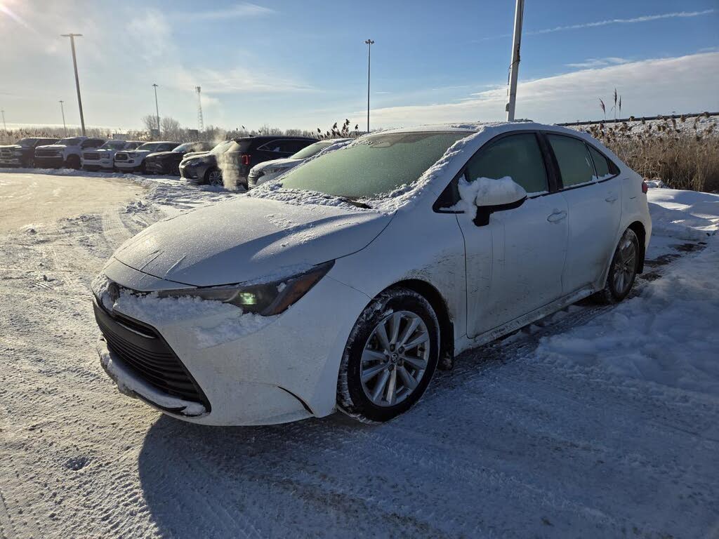 Toyota Corolla LE FWD 2025