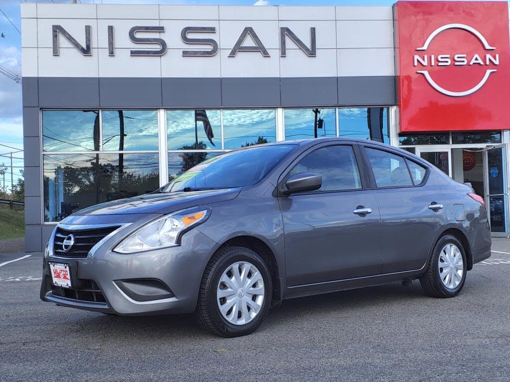 2019 Nissan Versa SV FWD