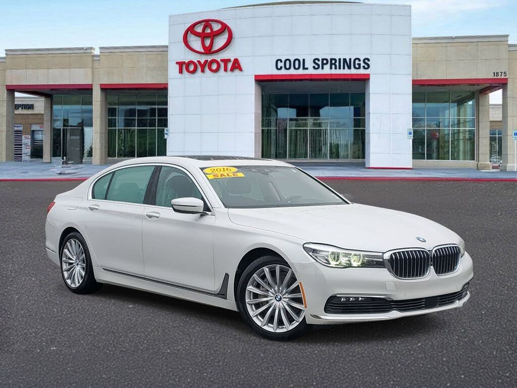 2016 BMW 7 Series 740i RWD