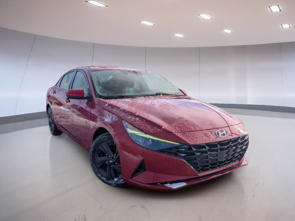 2022 Hyundai Elantra Preferred FWD