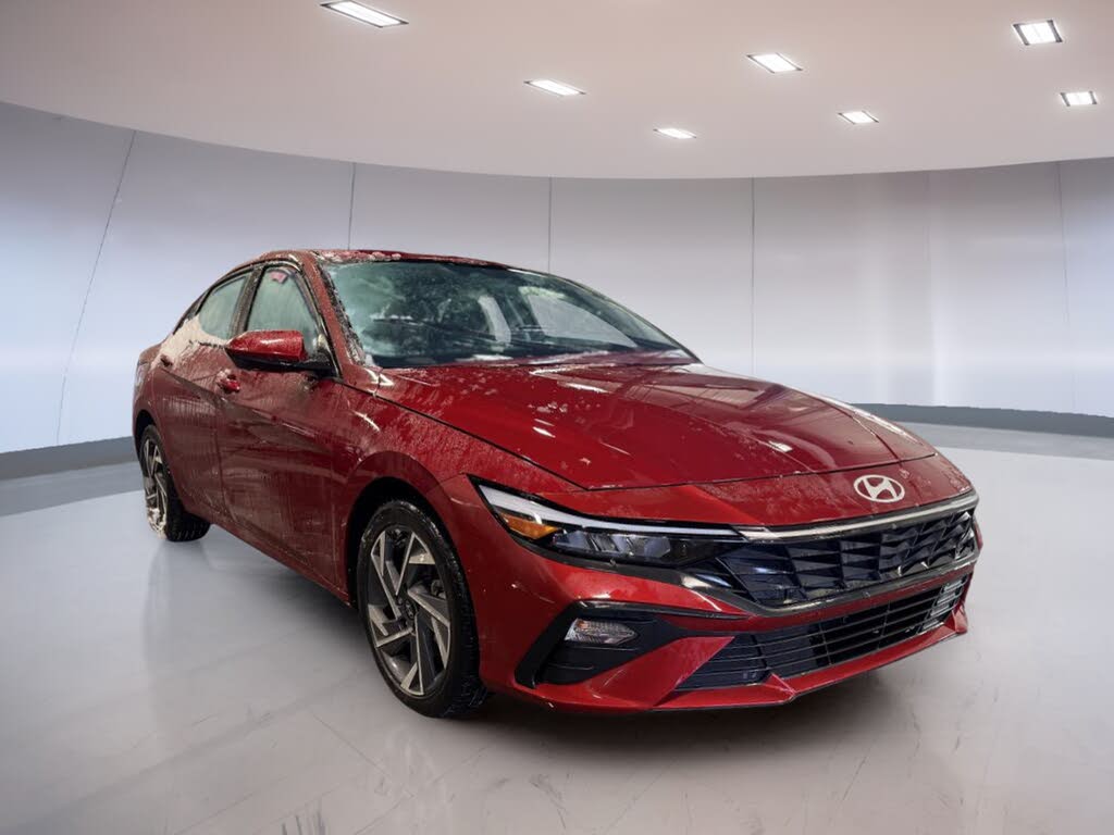 Hyundai Elantra Preferred FWD 2025