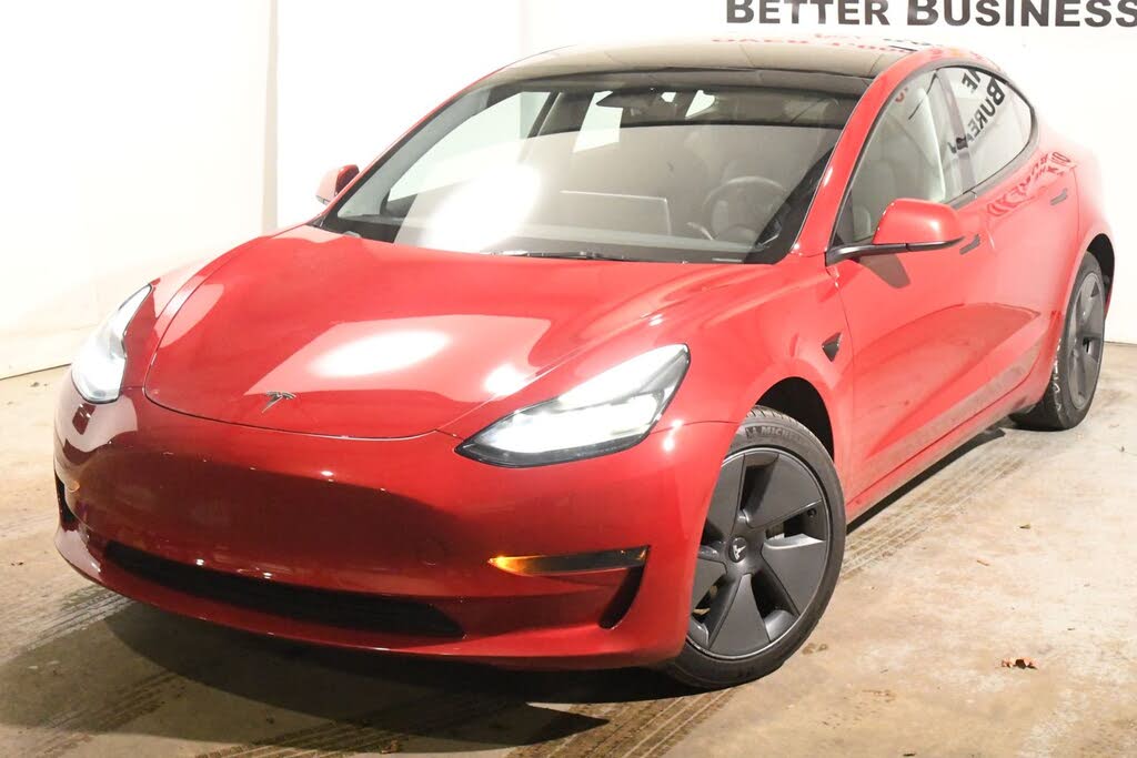 2023 Tesla Model 3 RWD