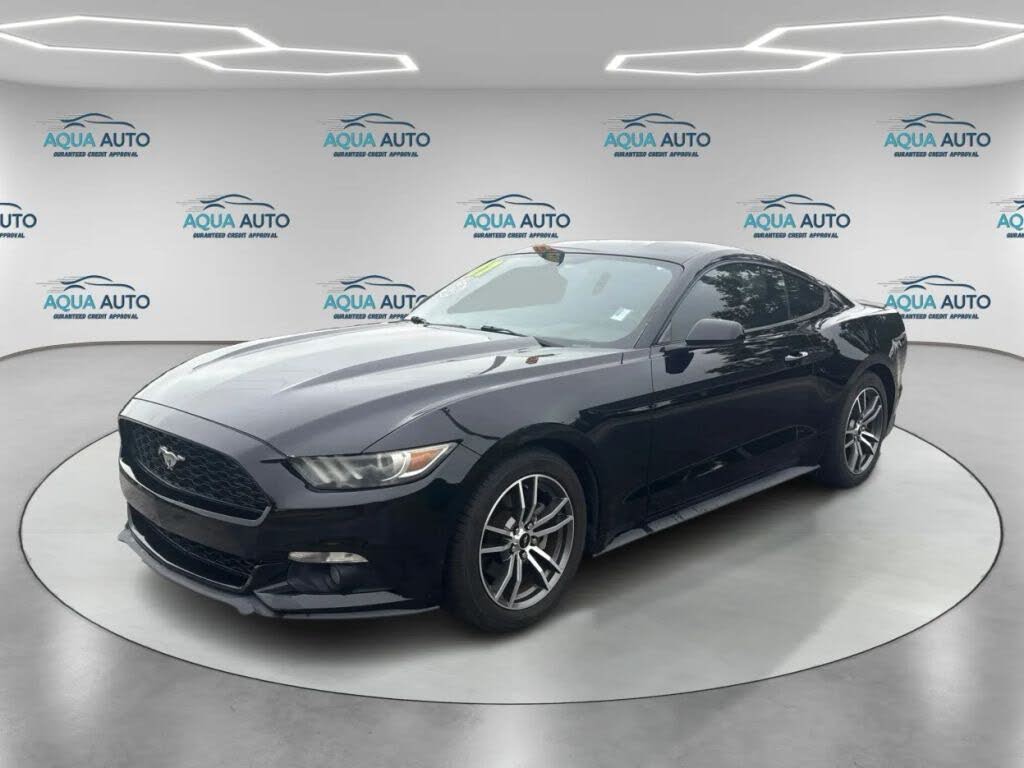 2017 Ford Mustang EcoBoost Premium Coupe RWD
