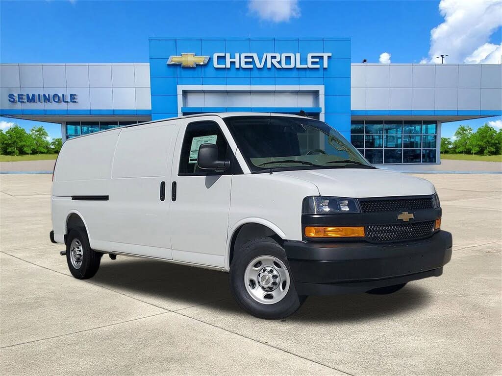 2025 Chevrolet Express Cargo 2500 RWD