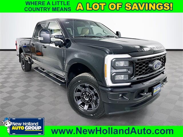 2023 Ford F-250 Super Duty Lariat Crew Cab 4WD