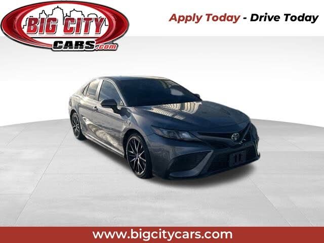 2022 Toyota Camry SE FWD