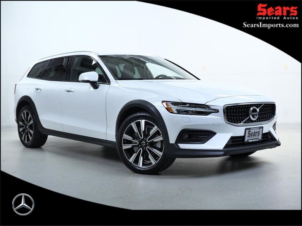 2022 Volvo V60 Cross Country T5 AWD