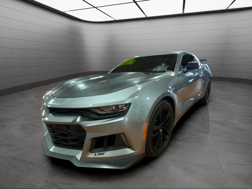 2023 Chevrolet Camaro 2LT Coupe RWD