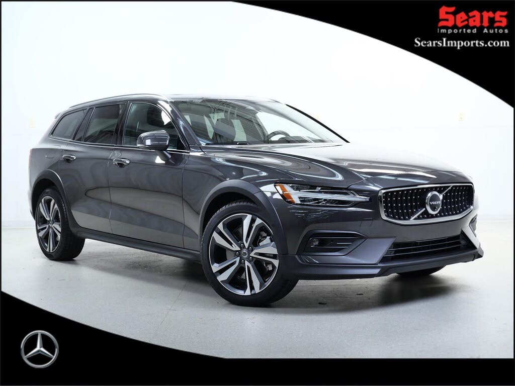 2025 Volvo V60 Cross Country B5 Plus AWD
