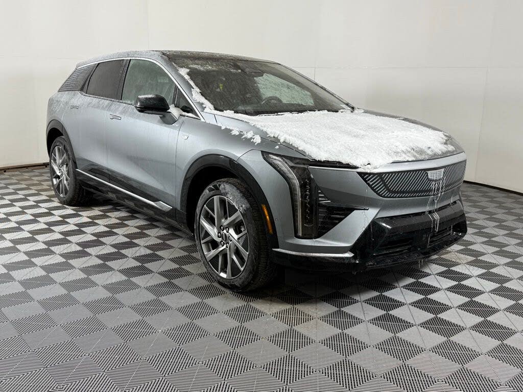 2026 Cadillac OPTIQ Luxury AWD