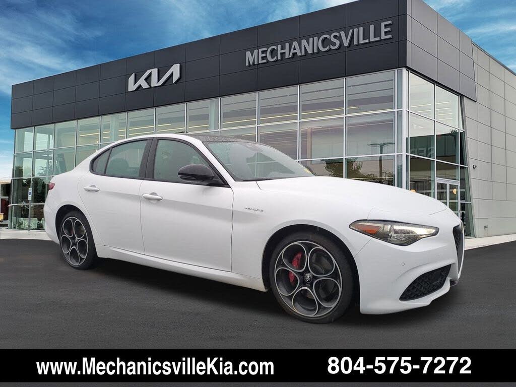 2022 Alfa Romeo Giulia Veloce AWD