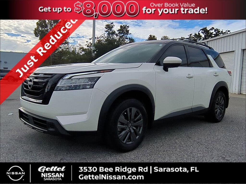 2022 Nissan Pathfinder SV FWD