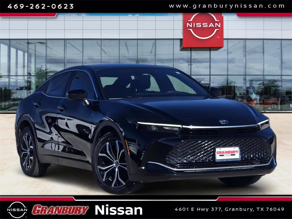 2023 Toyota Crown XLE AWD