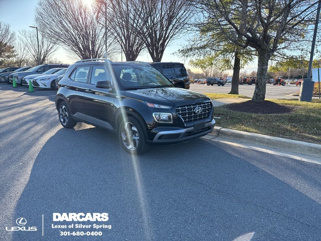 2023 Hyundai Venue SEL FWD