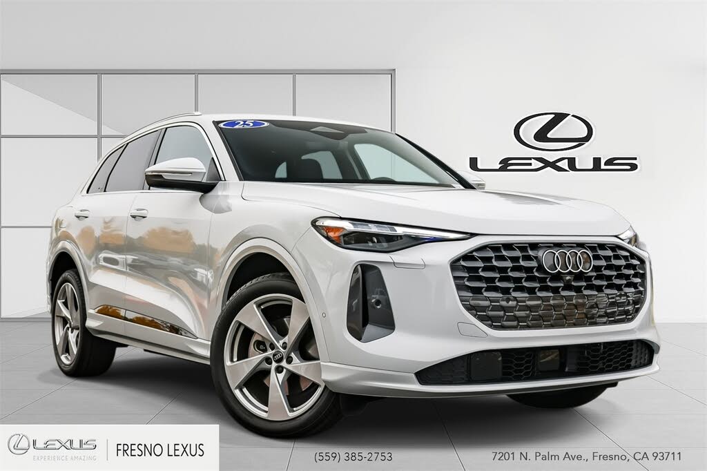 2025 Audi Q5 quattro Premium Plus 40 TFSI