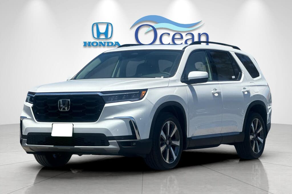 2025 Honda Pilot Touring AWD