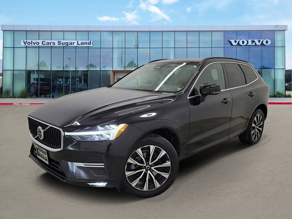 2025 Volvo XC40 B5 Plus Bright Theme AWD