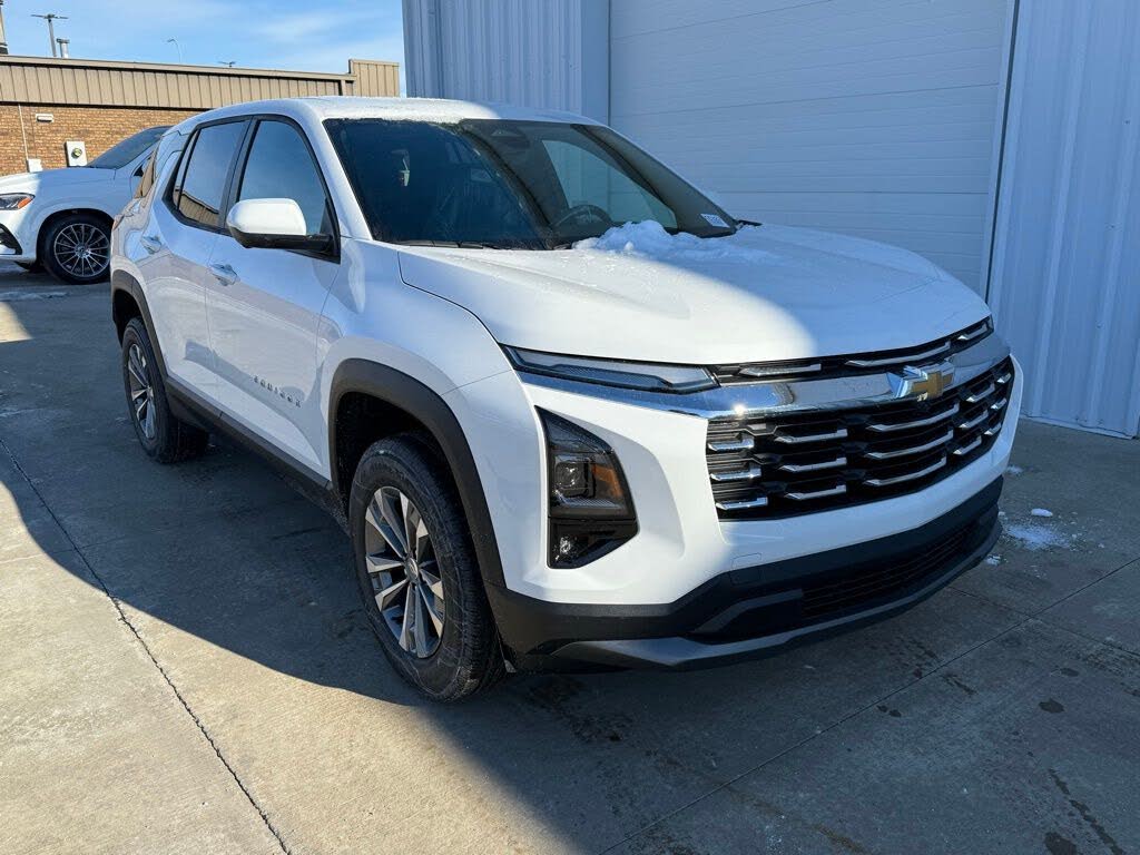 2026 Chevrolet Equinox LT FWD